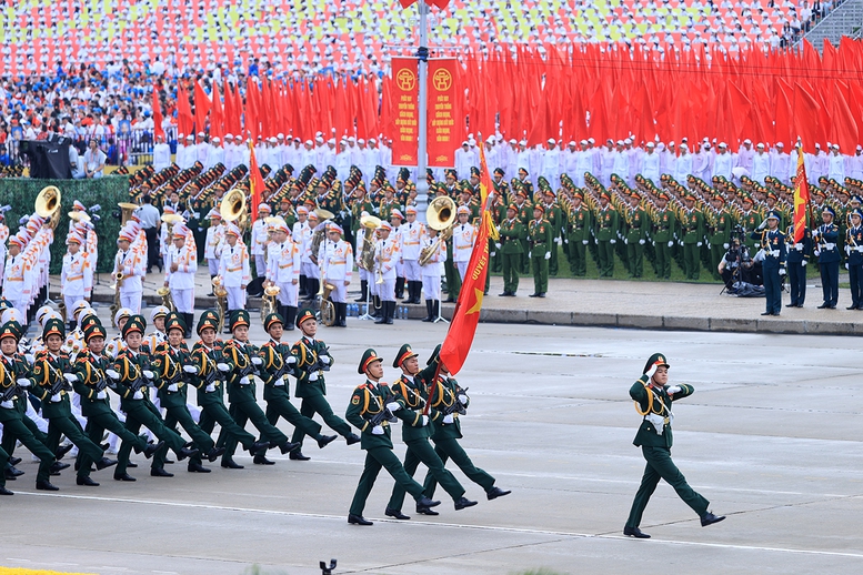 TỔNG THUẬT: Lễ Tổng duyệt chương trình diễu binh, diễu hành kỷ niệm 80 năm Quốc khánh 2/9- Ảnh 14. TỔNG THUẬT: Lễ Tổng duyệt chương trình diễu binh, diễu hành kỷ niệm 80 năm Quốc khánh 2/9- Ảnh 14.