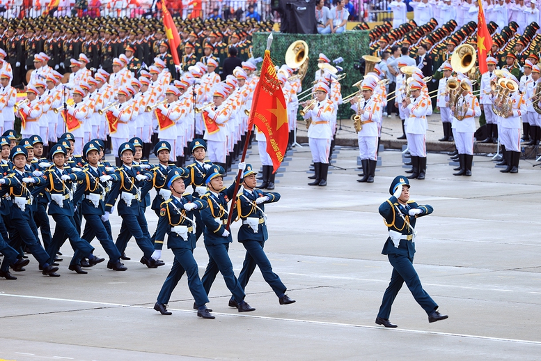 TỔNG THUẬT: Lễ Tổng duyệt chương trình diễu binh, diễu hành kỷ niệm 80 năm Quốc khánh 2/9- Ảnh 10. TỔNG THUẬT: Lễ Tổng duyệt chương trình diễu binh, diễu hành kỷ niệm 80 năm Quốc khánh 2/9- Ảnh 10.