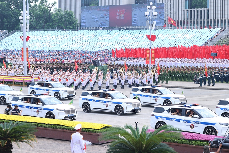 TỔNG THUẬT: Lễ Tổng duyệt chương trình diễu binh, diễu hành kỷ niệm 80 năm Quốc khánh 2/9- Ảnh 50. TỔNG THUẬT: Lễ Tổng duyệt chương trình diễu binh, diễu hành kỷ niệm 80 năm Quốc khánh 2/9- Ảnh 50.