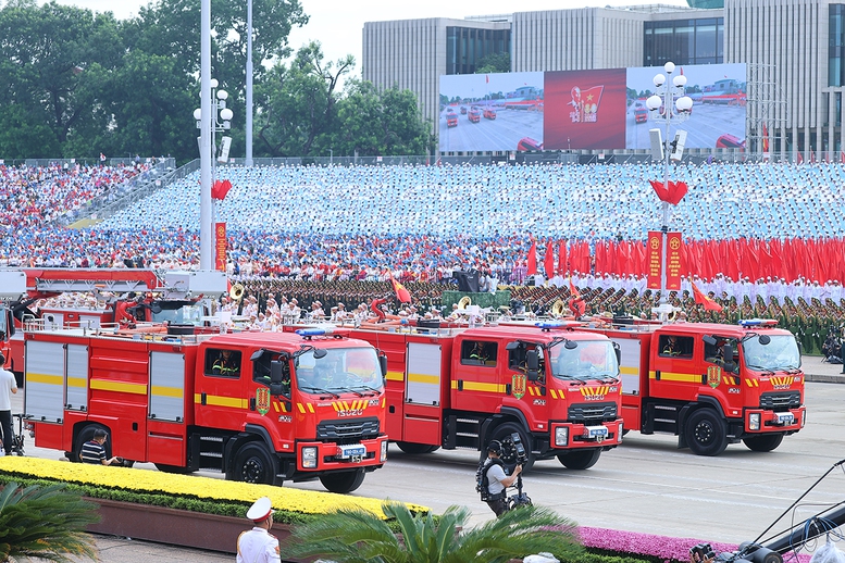 TỔNG THUẬT: Lễ Tổng duyệt chương trình diễu binh, diễu hành kỷ niệm 80 năm Quốc khánh 2/9- Ảnh 54. TỔNG THUẬT: Lễ Tổng duyệt chương trình diễu binh, diễu hành kỷ niệm 80 năm Quốc khánh 2/9- Ảnh 54.