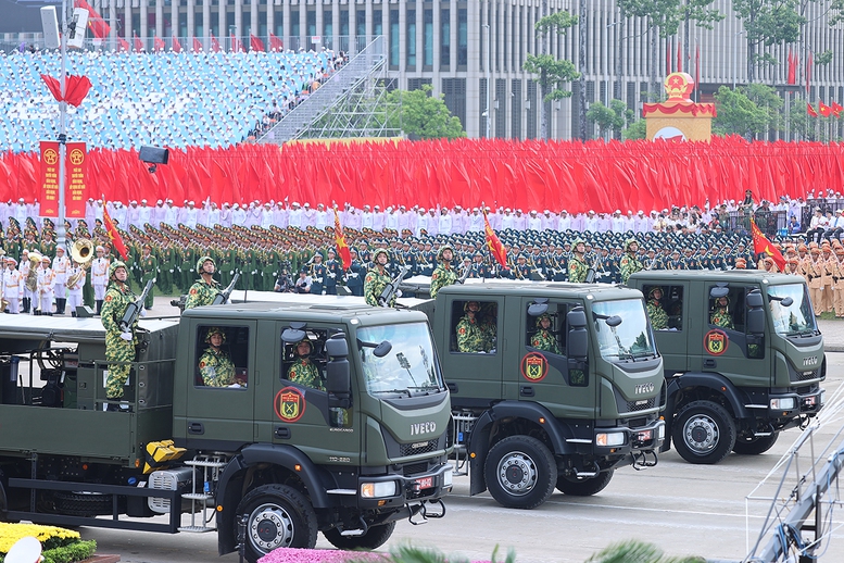 TỔNG THUẬT: Lễ Tổng duyệt chương trình diễu binh, diễu hành kỷ niệm 80 năm Quốc khánh 2/9- Ảnh 49. TỔNG THUẬT: Lễ Tổng duyệt chương trình diễu binh, diễu hành kỷ niệm 80 năm Quốc khánh 2/9- Ảnh 49.