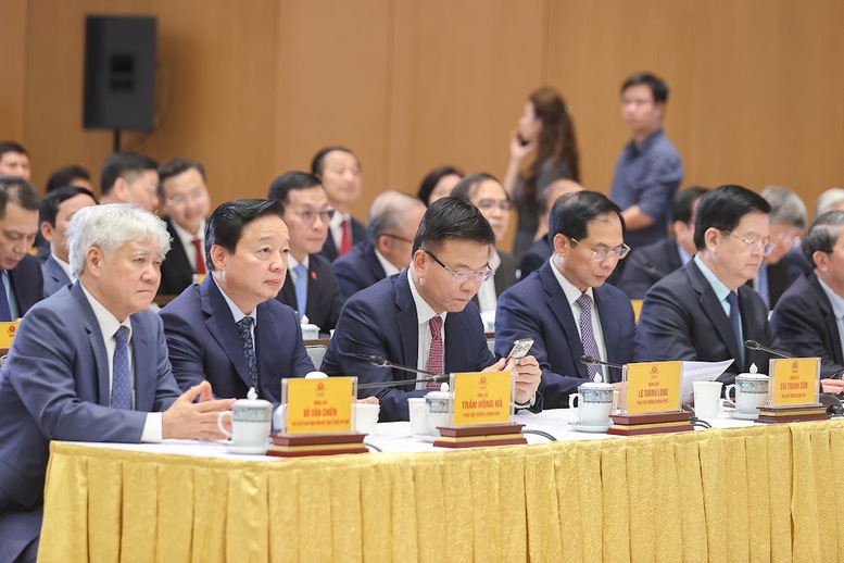 TỔNG THUẬT: Thủ tướng Chính phủ gặp mặt doanh nghiệp- Ảnh 10. TỔNG THUẬT: Thủ tướng Chính phủ gặp mặt doanh nghiệp- Ảnh 10.