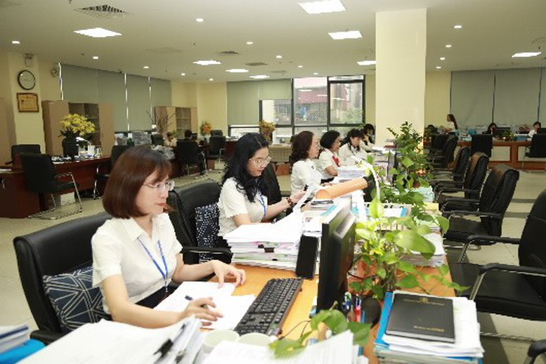 Kho bạc làm việc xuyên lễ, phối hợp chi trả quà Quốc khánh cho người dân- Ảnh 1. Kho bạc làm việc xuyên lễ, phối hợp chi trả quà Quốc khánh cho người dân- Ảnh 1.