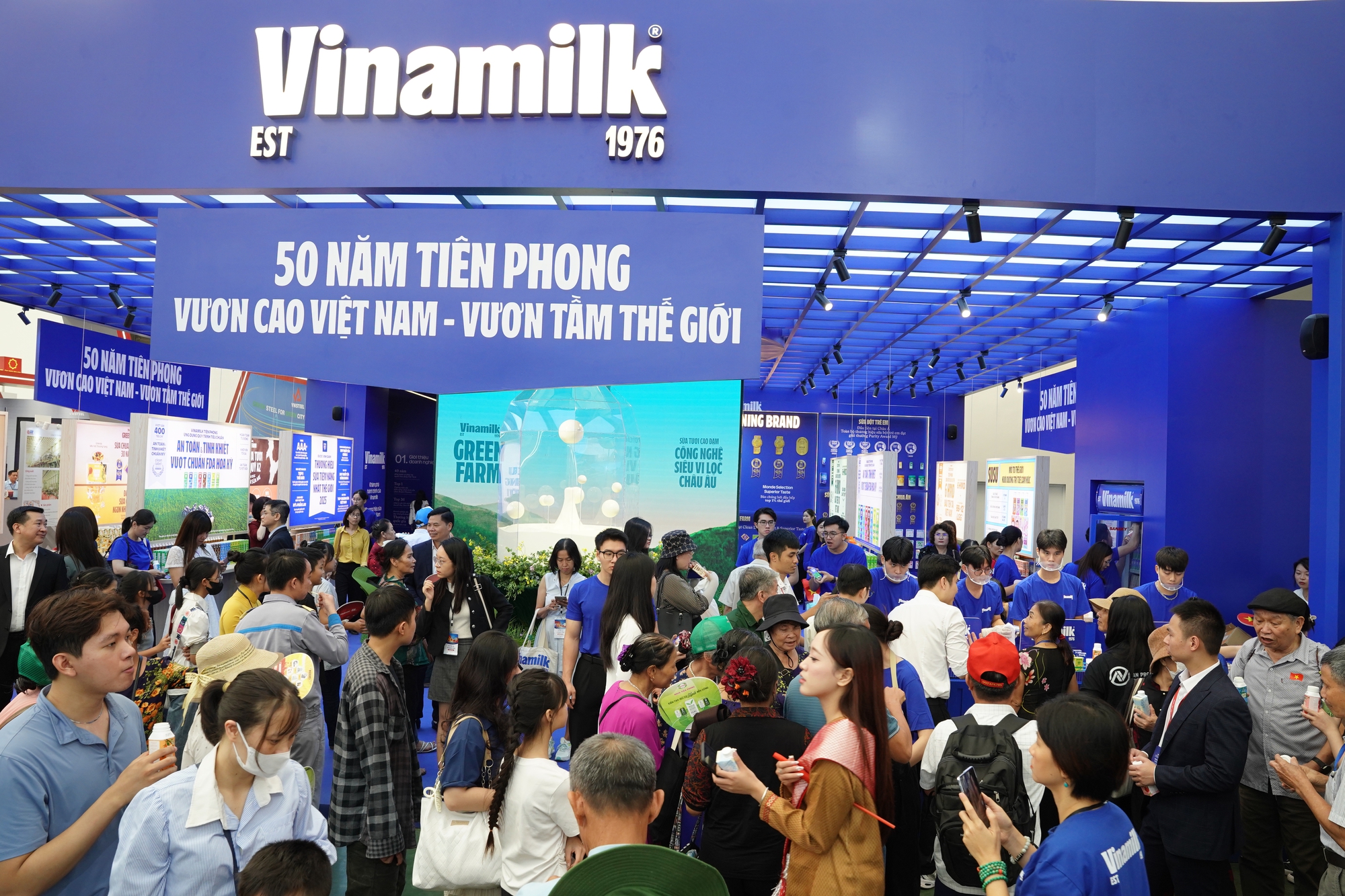 Vinamilk tạo điểm nhấn tại triển lãm thành tựu đất nước 80 năm- Ảnh 1. Vinamilk tạo điểm nhấn tại triển lãm thành tựu đất nước 80 năm- Ảnh 1.