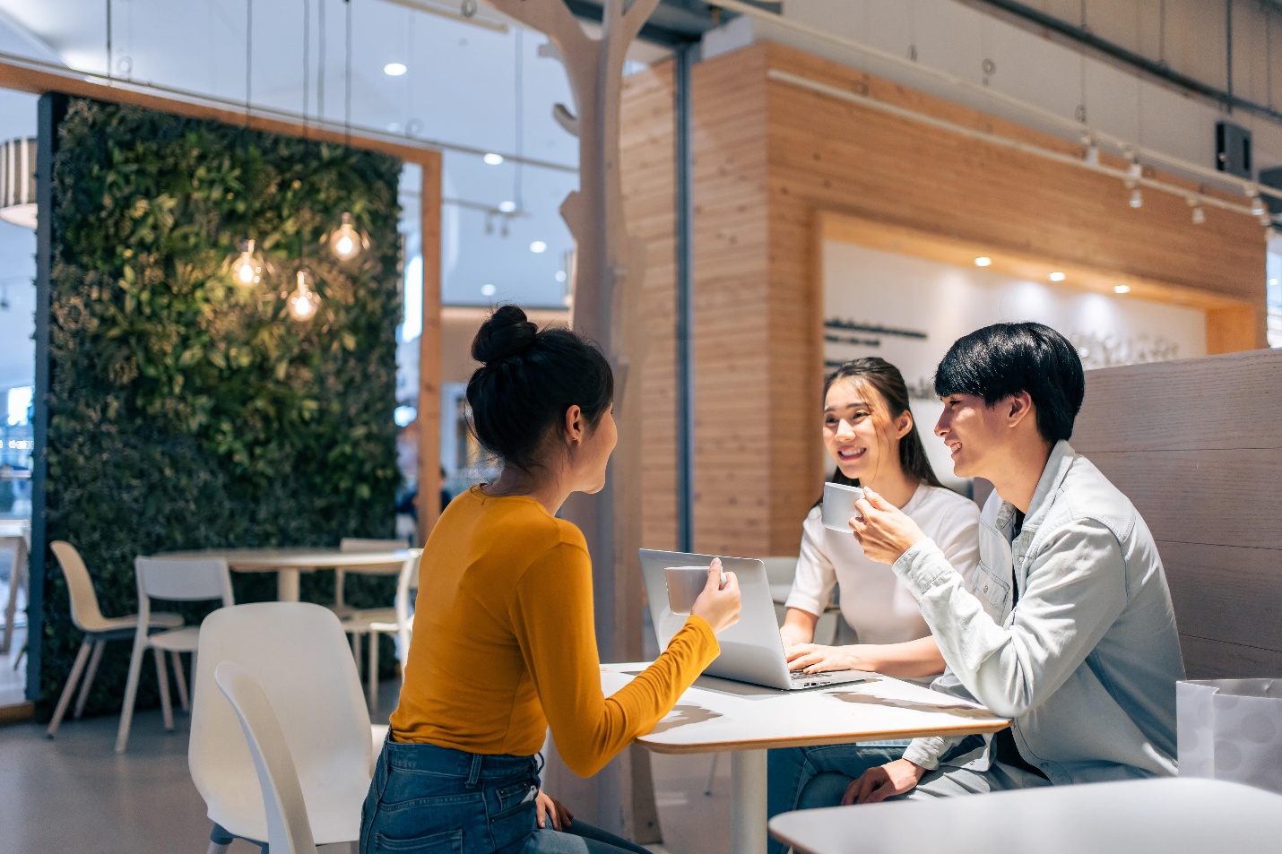 Smart Generation – Giải mã thế hệ tiêu dùng thông minh “dám chi” cho sự bảo vệ- Ảnh 1. Smart Generation – Giải mã thế hệ tiêu dùng thông minh “dám chi” truc tiep bong da vtv6 sự bảo vệ- Ảnh 1.