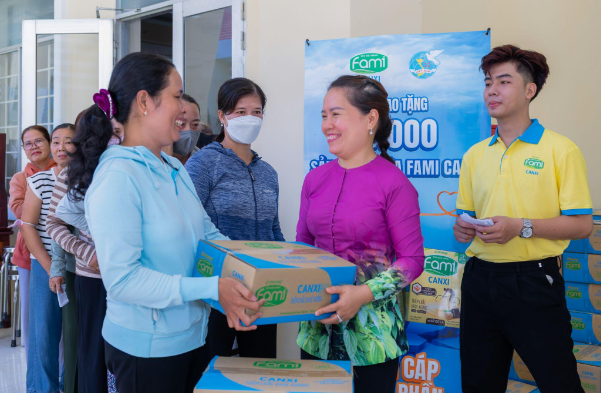 Gần 200.000 sản phẩm sữa Fami Canxi lan tỏa nhân ái, xây tương lai cứng cáp- Ảnh 3. Gần 200.000 sản phẩm sữa Fami Canxi lan tỏa nhân ái, xây tương lai cứng cáp- Ảnh 3.