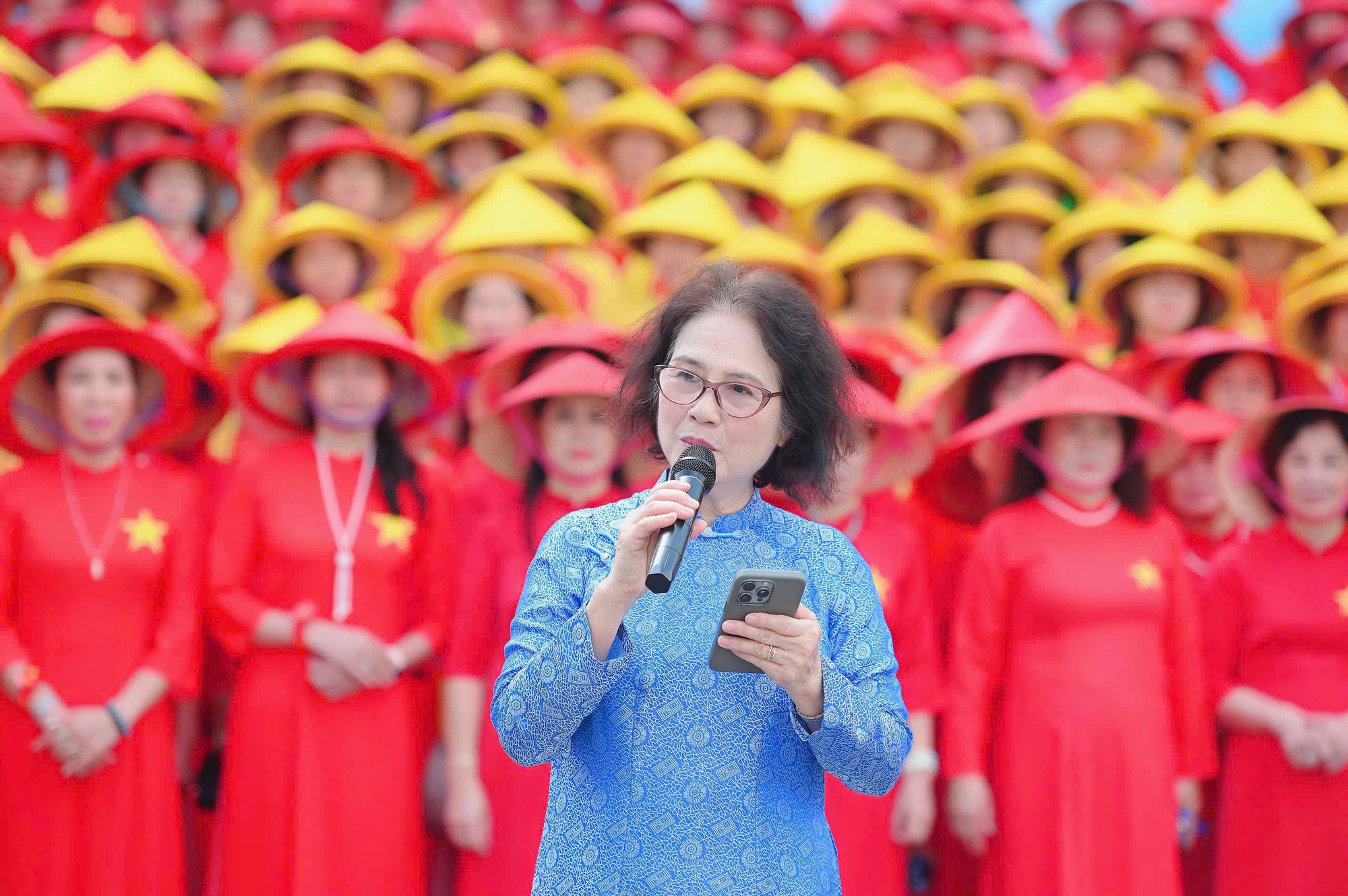 Di sản áo dài