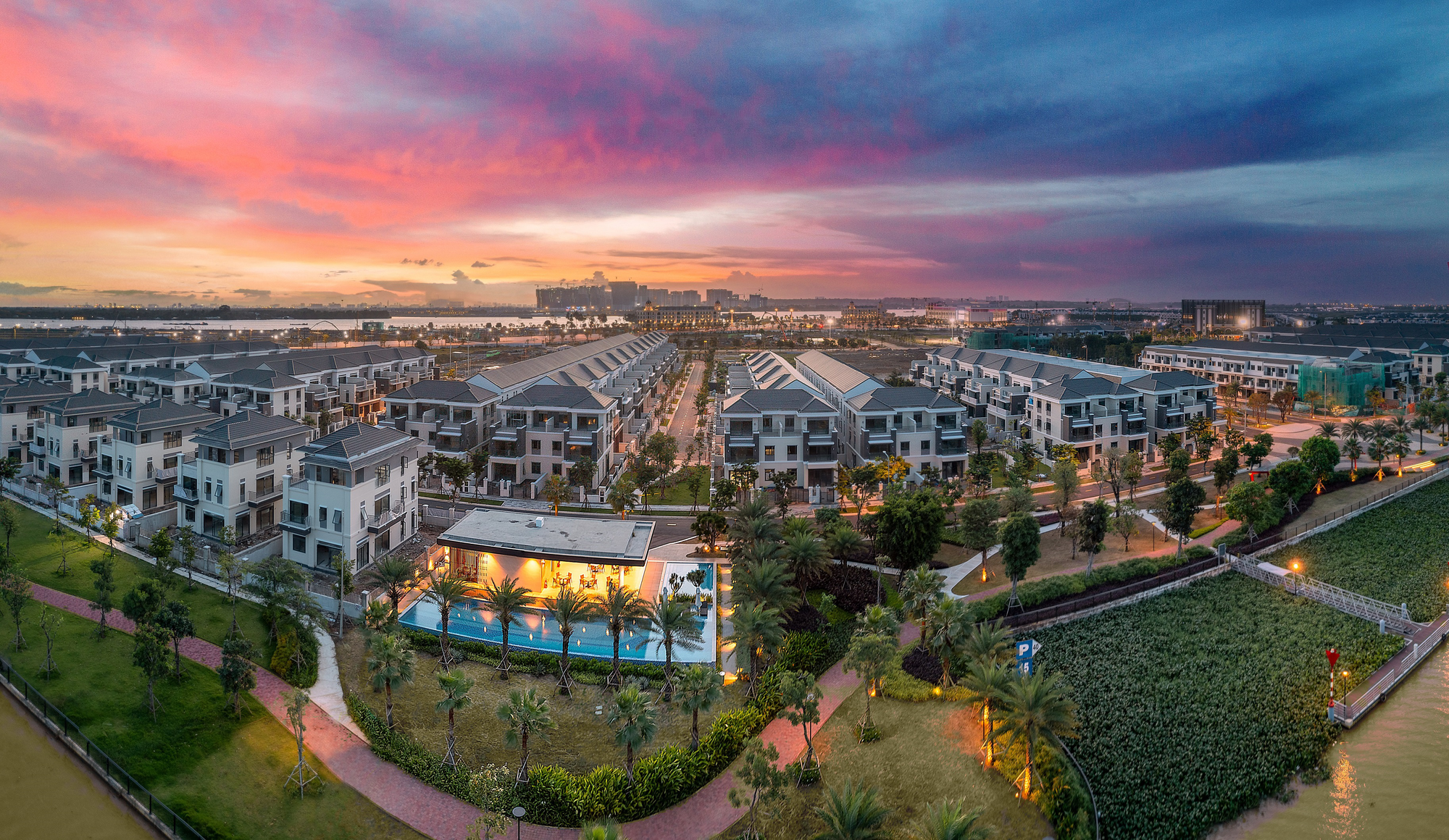 Aqua City tăng tốc phát triển sau loạt thông tin tích cực- Ảnh 1. Aqua City tăng tốc phát triển sau loạt thông tin tích cực- Ảnh 1.