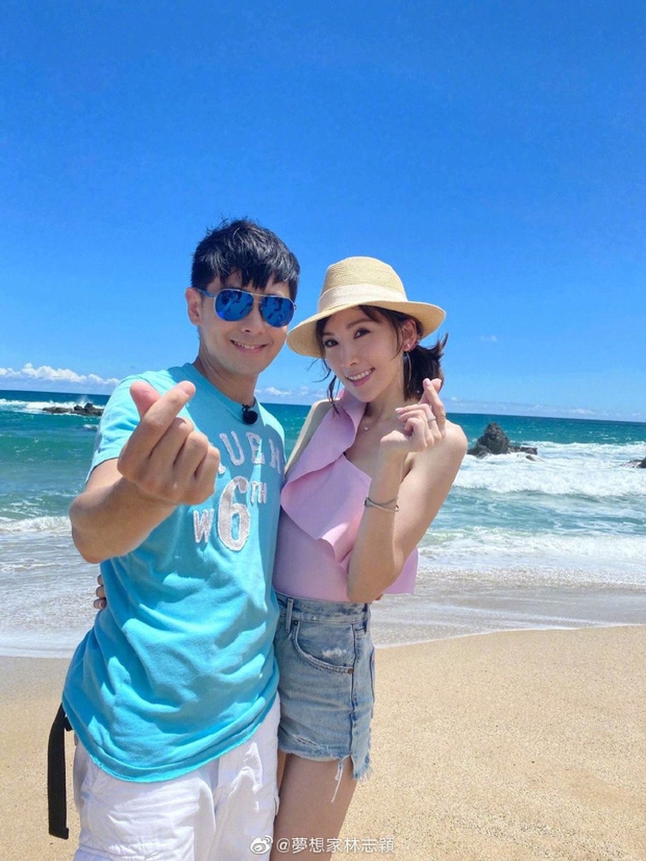 Sao nam “Bố ơi mình đi đâu thế” lộ nghi vấn ngoại tình với fan của con mình, hôn nhân rạn nứt?- Ảnh 2. Sao nam “Bố ơi mình đi đâu thế” lộ nghi vấn ngoại tình với fan của con mình, hôn nhân rạn nứt?- Ảnh 2.