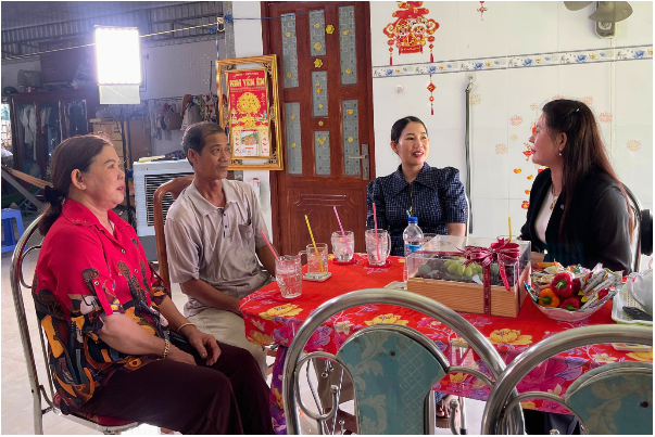 Hành trình phục hồi từ bờ vực sinh tử: "Nhờ bảo hiểm mà anh mới sống được"- Ảnh 1. Hành trình phục hồi từ bờ vực sinh tử: "Nhờ bảo hiểm mà anh mới sống được"- Ảnh 1.