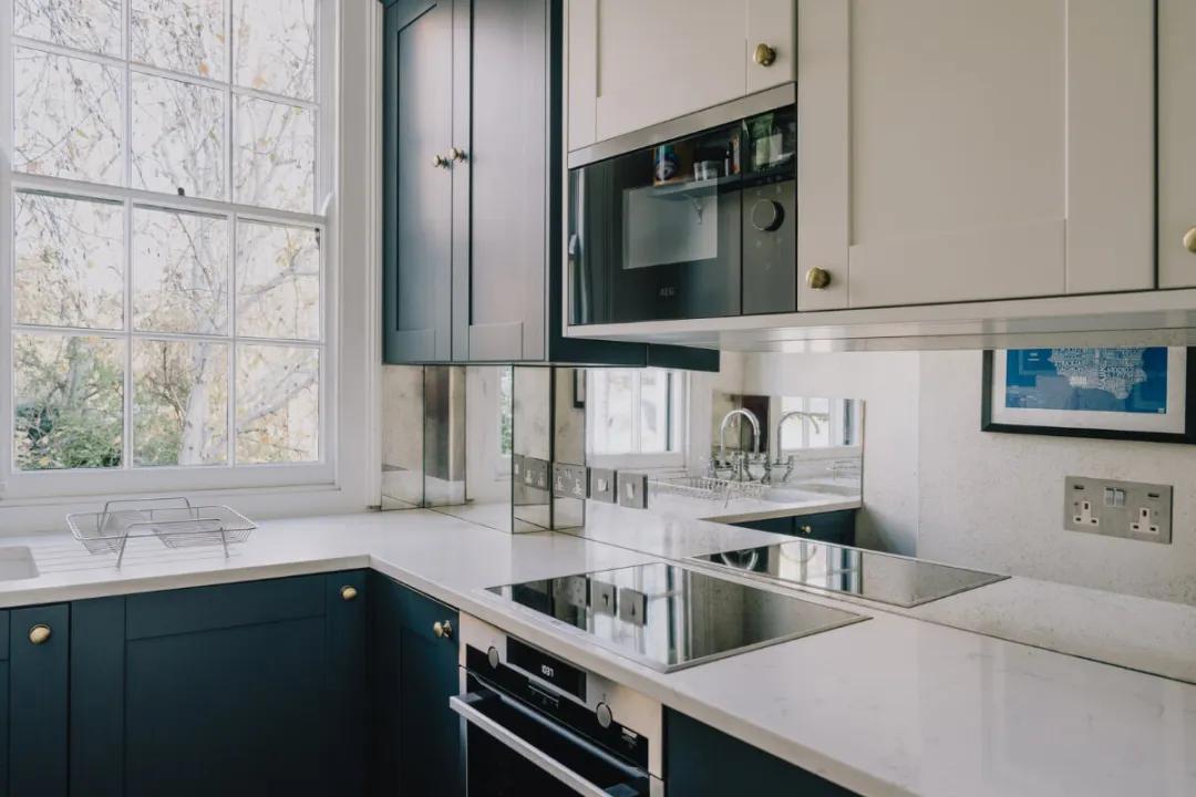 Ở chung cư cũ 48m2, kh&ocirc;ng ngờ lại c&oacute; một cuộc sống đ&aacute;ng mơ ước như thế n&agrave;y!- Ảnh 9.
