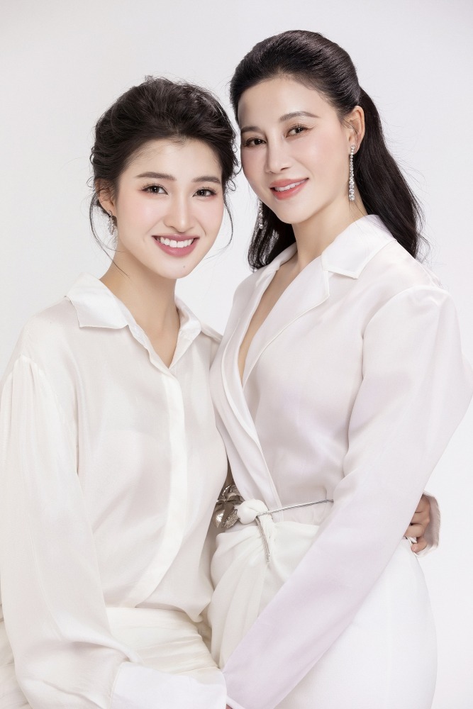 Mẹ Á hậu Phương Nhi là doanh nhân thành đạt, thời trẻ nhan sắc đẹp mê hồn- Ảnh 3.
