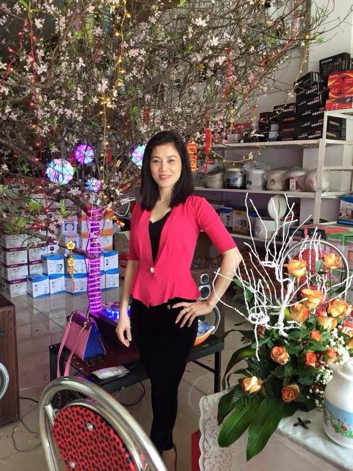 Mẹ Á hậu Phương Nhi là doanh nhân thành đạt, thời trẻ nhan sắc đẹp mê hồn- Ảnh 4.