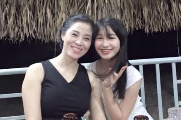 Mẹ Á hậu Phương Nhi là doanh nhân thành đạt, thời trẻ nhan sắc đẹp mê hồn- Ảnh 8.