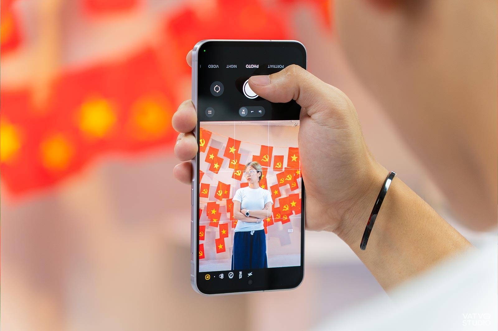 Bỏ túi cẩm nang chụp ảnh “nghìn like” cùng Galaxy A56 5G dịp Đại lễ A80- Ảnh 8. Bỏ túi cẩm nang chụp ảnh “nghìn like” cùng Galaxy A56 5G dịp Đại lễ A80- Ảnh 8.
