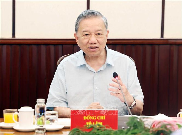Tổng Bí thư Tô Lâm chủ trì cuộc họp về triển khai Nghị quyết số 71-NQ/TW- Ảnh 1. Tổng Bí thư Tô Lâm chủ trì cuộc họp về triển khai Nghị quyết số 71-NQ/TW- Ảnh 1.