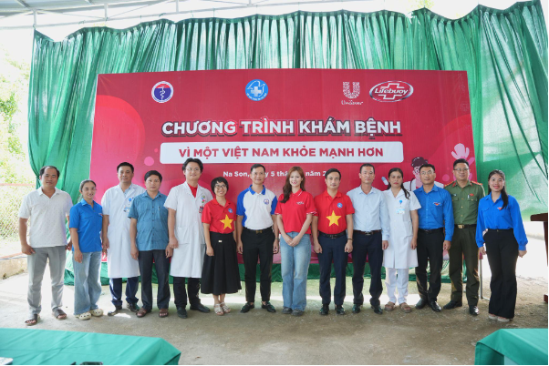 Lifebuoy đồng hành cải tạo trường lớp và nâng cấp cơ sở y tế tại Điện Biên, tiếp sức học sinh vùng cao bước vào năm học mới- Ảnh 5.