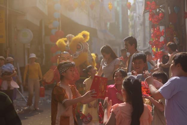 Khi người trẻ hóa thân thành “Sứ giả Trung thu” tạo nên mùa trăng cổ tích- Ảnh 8. Khi người trẻ hóa thân thành “Sứ giả xem bong da truc tiep nhanh nhat” tạo nên mùa trăng cổ tích- Ảnh 8.