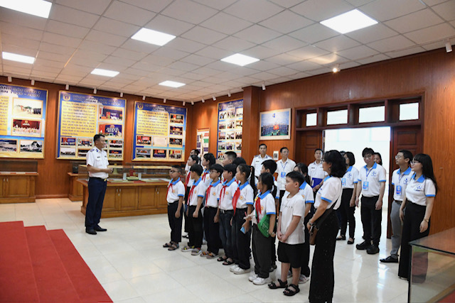 Xứng đáng là lực lượng nòng cốt bảo vệ vùng biển Đông Bắc- Ảnh 2. Xứng đáng là lực lượng nòng cốt bảo vệ vùng biển Đông Bắc- Ảnh 2.