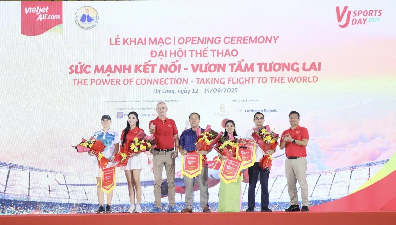 Khí thế sôi nổi và ý nghĩa tại Đại hội Thể thao Vietjet 2025- Ảnh 5. Khí thế sôi nổi và ý nghĩa tại Đại hội Thể thao Vietjet 2025- Ảnh 5.