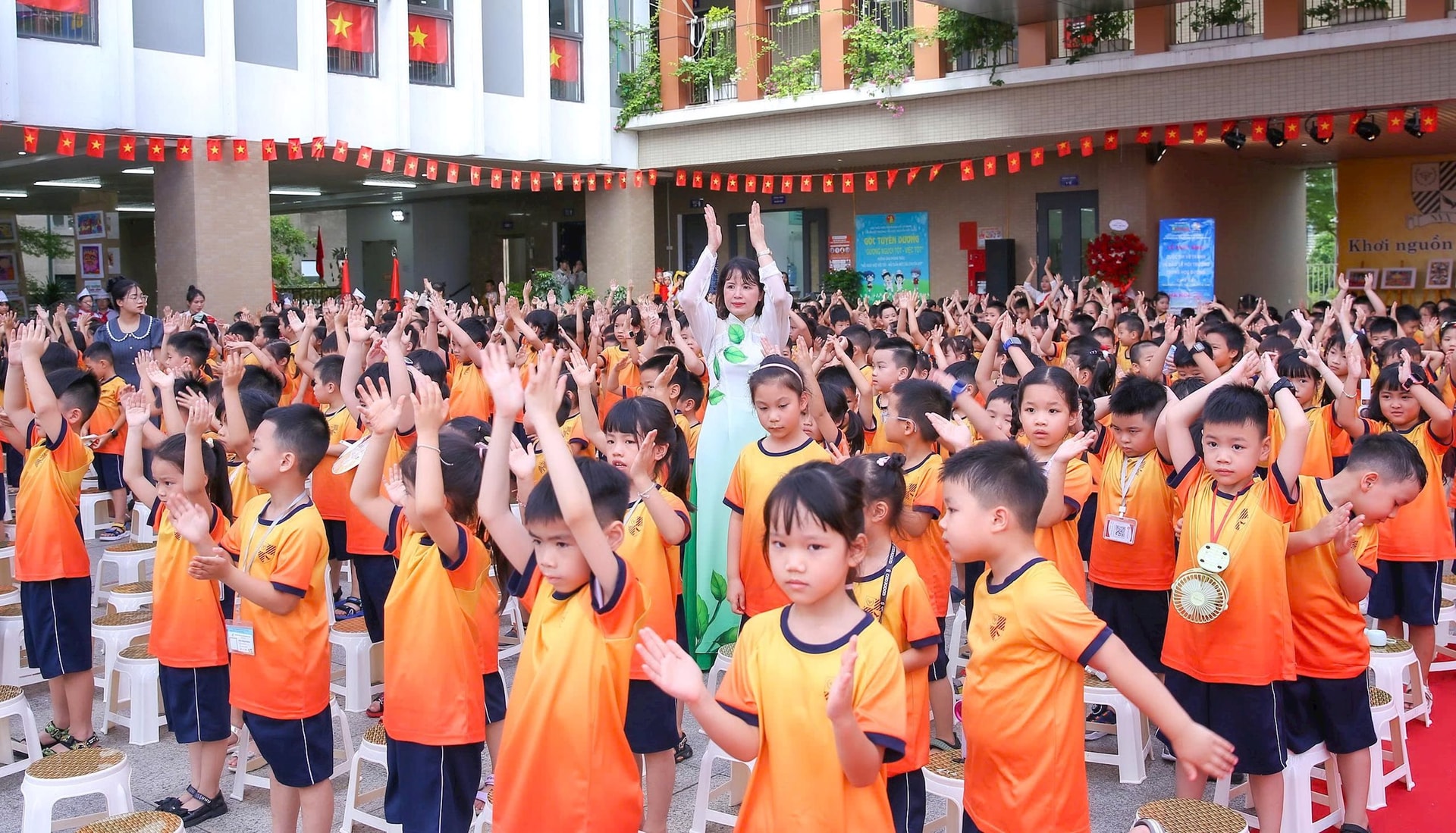 Phát động Cuộc thi vẽ tranh Bảo vệ môi trường trong học đường lần thứ hai, chủ đề “Sân trường mơ ước của em"- Ảnh 15.