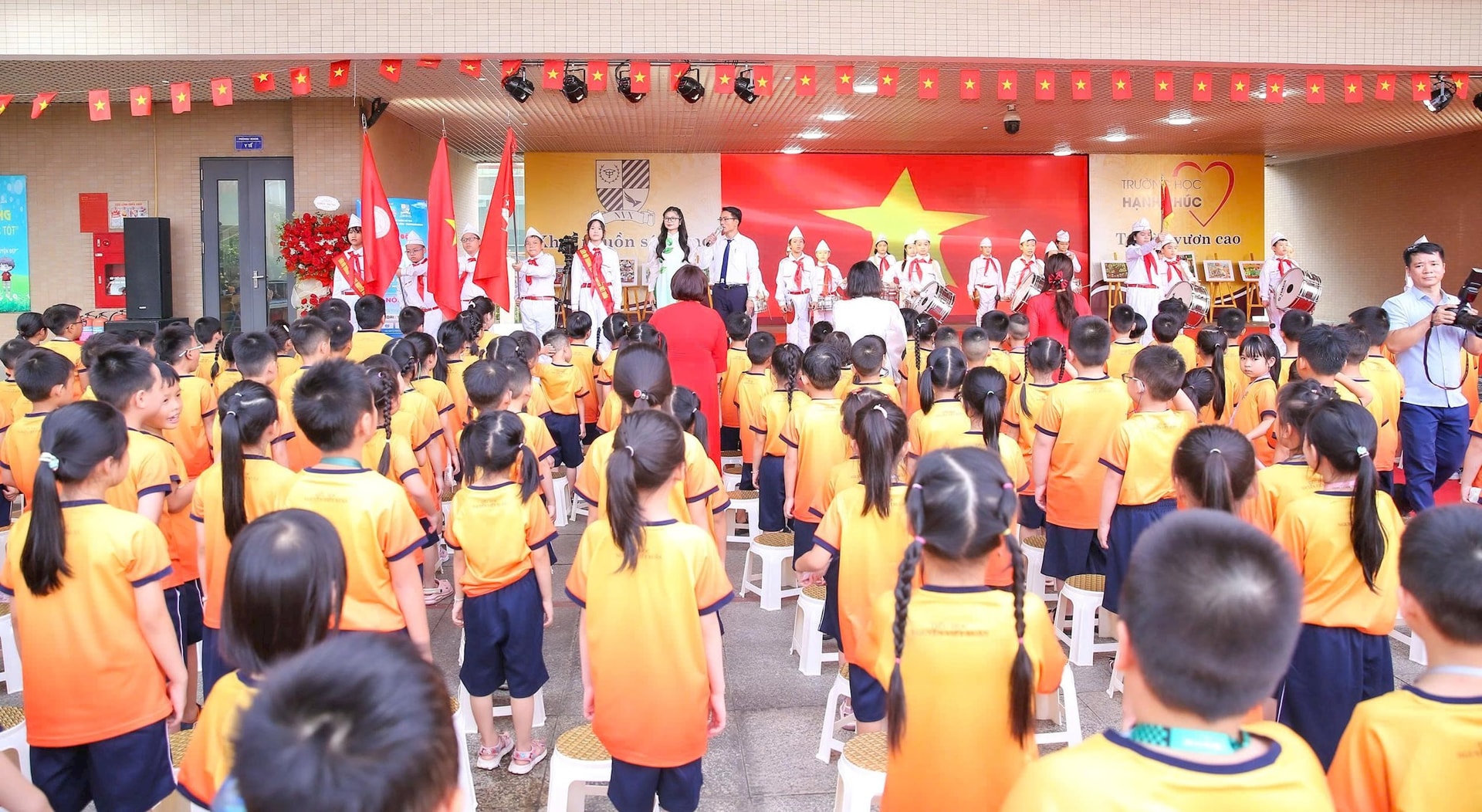 Phát động Cuộc thi vẽ tranh Bảo vệ môi trường trong học đường lần thứ hai, chủ đề “Sân trường mơ ước của em"- Ảnh 12.