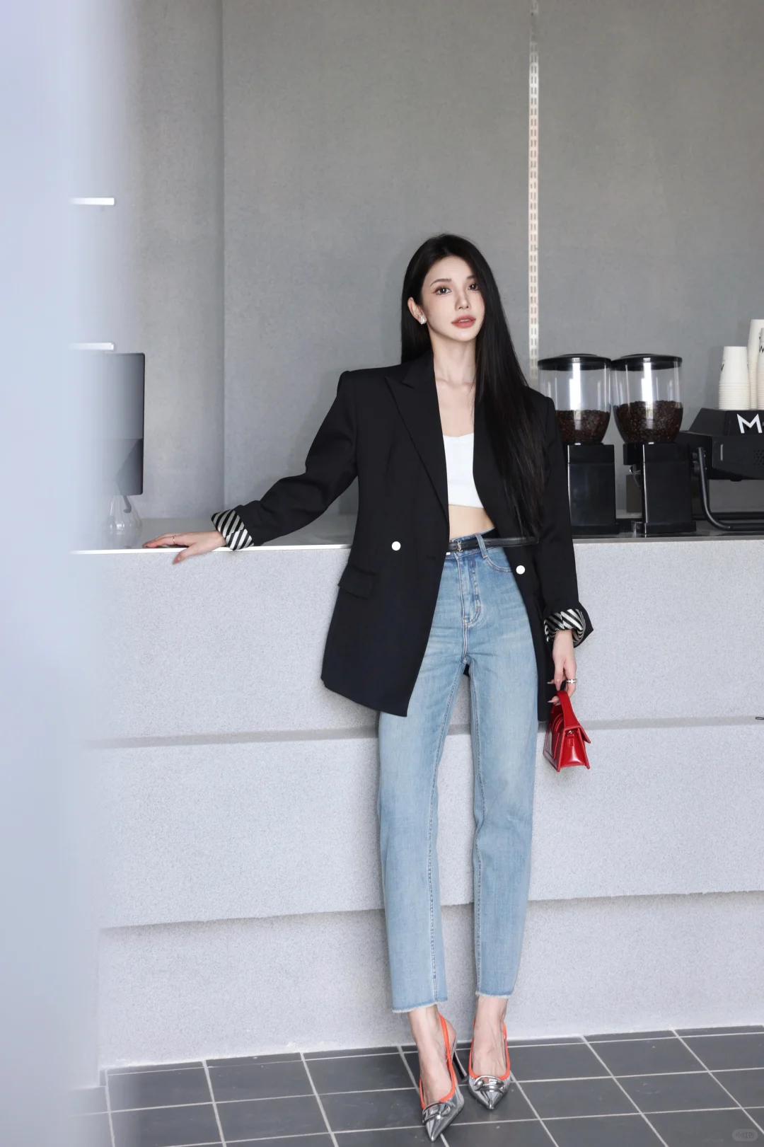 Blazer + quần jeans: Công thức phối đồ giúp phụ nữ 30+ vừa trẻ trung vừa sang trọng- Ảnh 5.