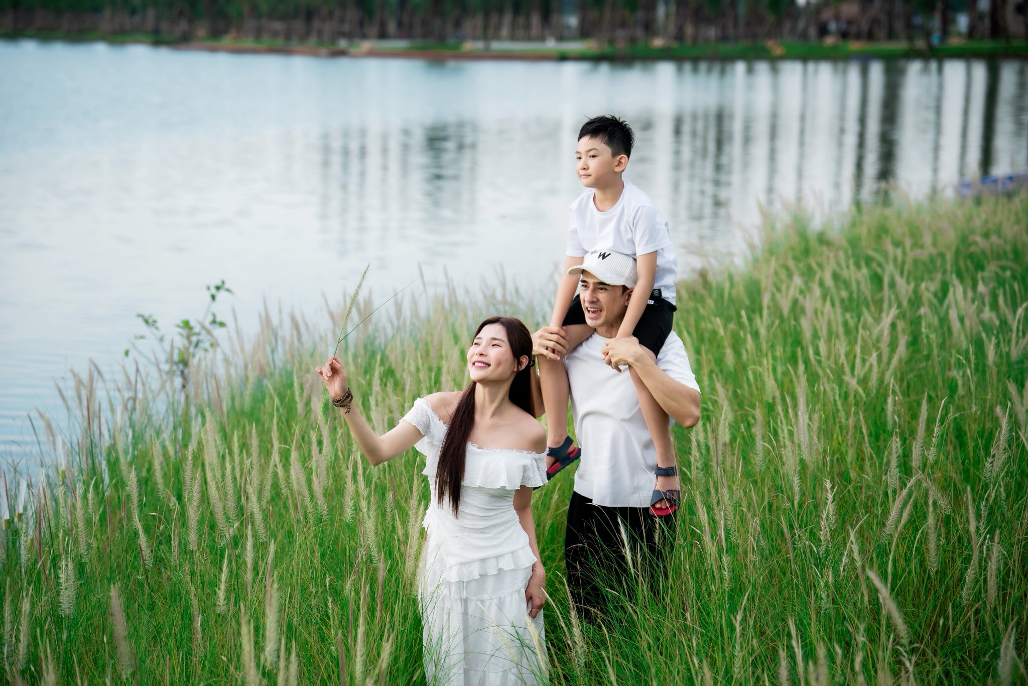 Con trai 7 tuổi của Lương Thế Thành, ngoại hình sao y "bản chính", thuyết trình tiếng Anh - Việt đều thuần thục- Ảnh 9.