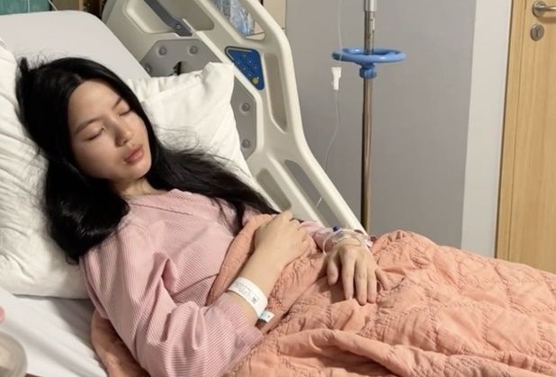 7 tín hiệu lich bong da truc tiep tuổi 30 cho thấy cơ thể tích tụ đầy độc tố, buồng trứng và tử cung chìm trong “rác”- Ảnh 2.