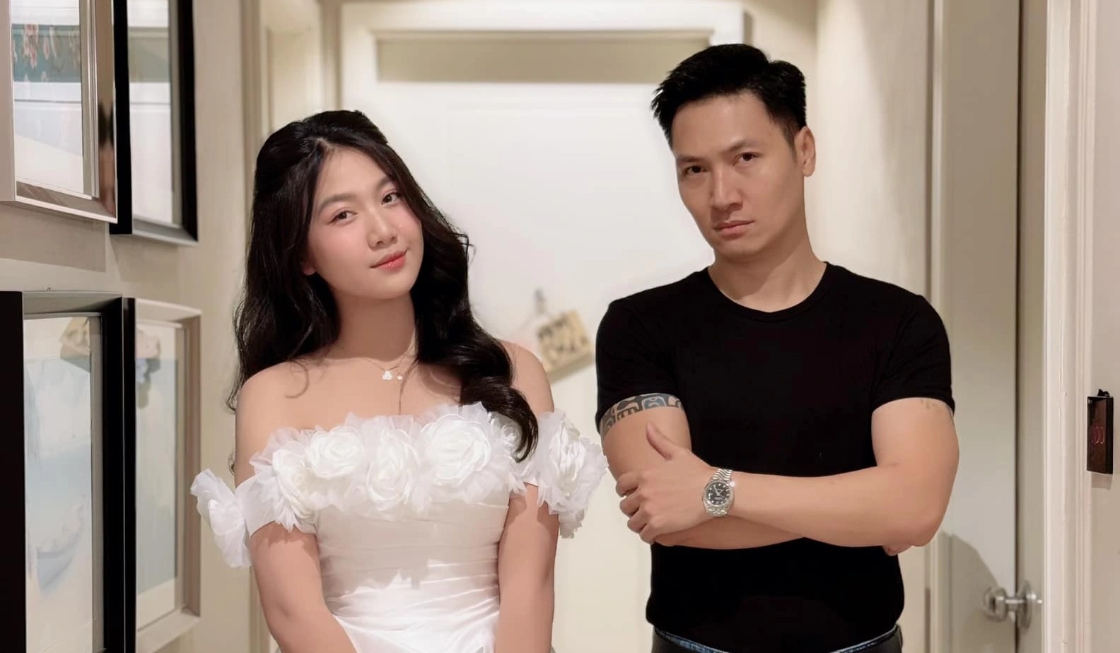 Vợ chồng Mạnh Trường khoe con gái ở tuổi 16, xinh xắn thế nào mà được gọi là hoa hậu tương lai?- Ảnh 3. Vợ chồng Mạnh Trường khoe con gái ở tuổi 16, xinh xắn thế nào mà được gọi là hoa hậu tương lai?- Ảnh 3.