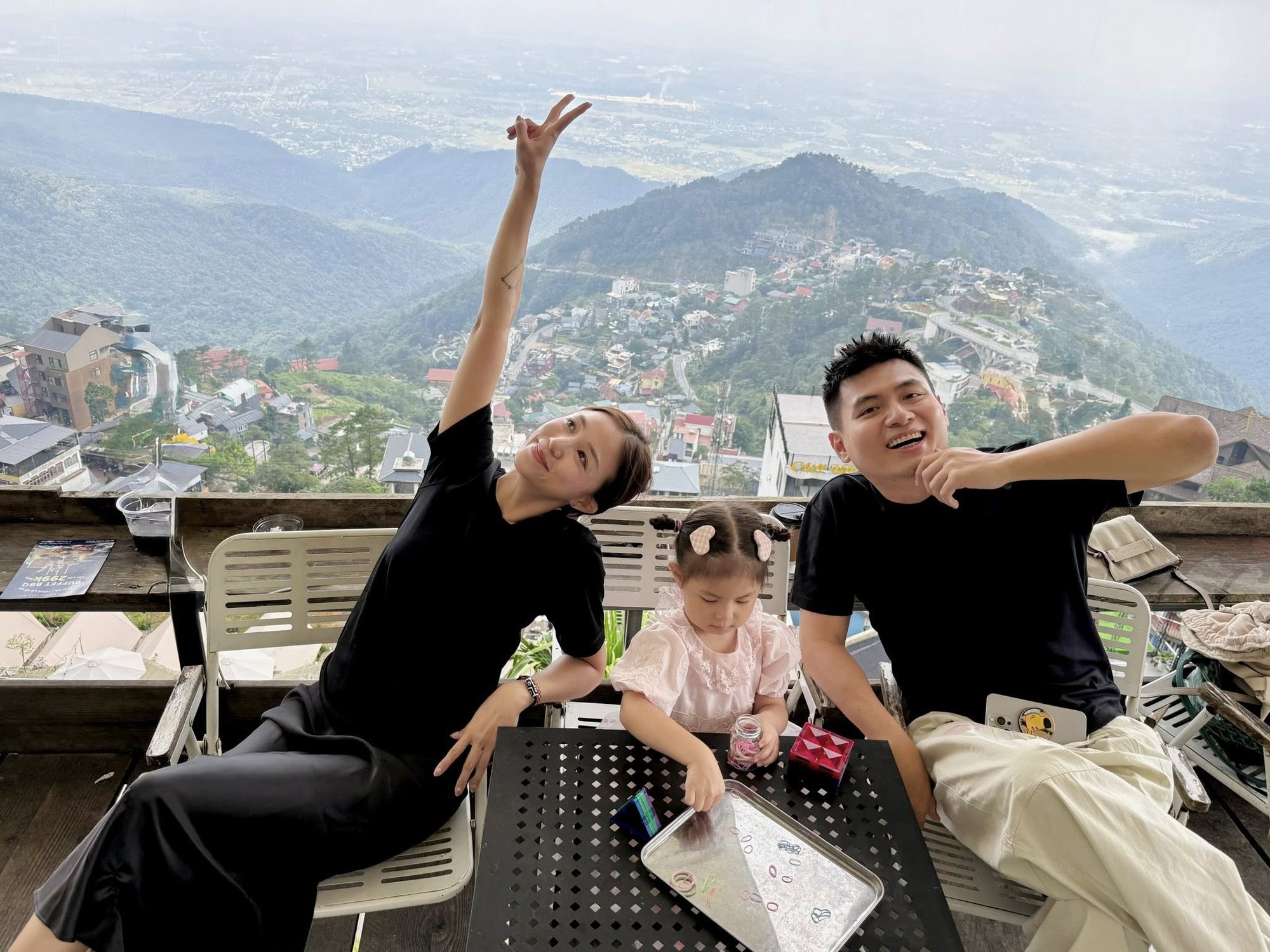 Pam Y&ecirc;u Ơi trổ t&agrave;i k&eacute;o đ&agrave;n Violin: Mẹ Salim v&iacute; như "bản h&ograve;a ca cao tốc 1A", cư d&acirc;n mạng kh&ocirc;ng nh&igrave;n được cười, c&ograve;n r&eacute;o t&ecirc;n Shizuka tới tấp- Ảnh 15.