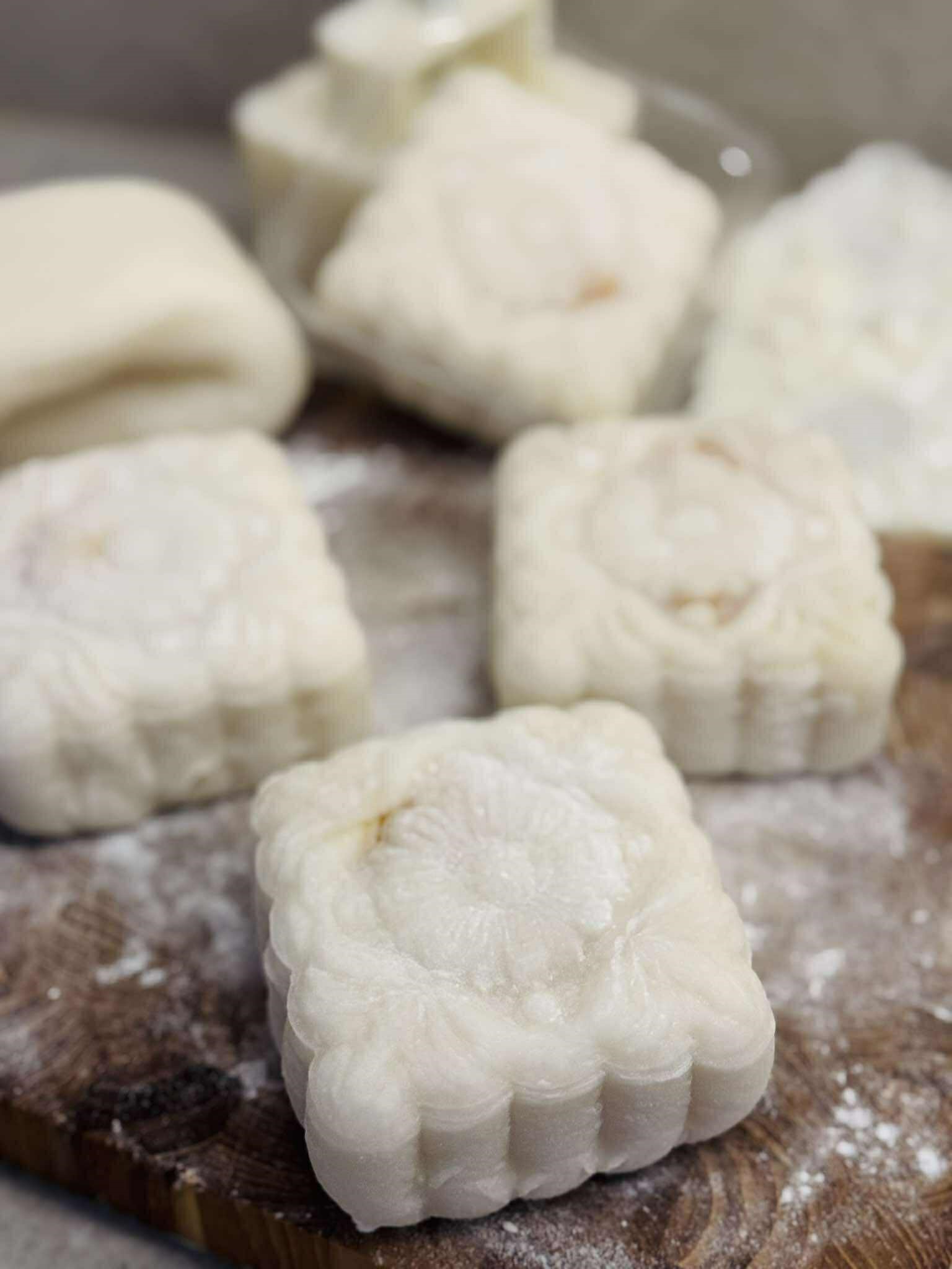 Giải mã "bánh dẻo thị phi" đang gây bão mạng: Cách làm và chi tiết "đắt giá" nào khiến hương vị được nhà nhà khen nức nở- Ảnh 24.