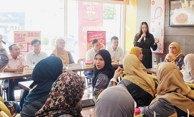 Co.opmart Hoà Bình đón Hợp tác xã Trường học Malaysia đến thăm và làm việc- Ảnh 4.