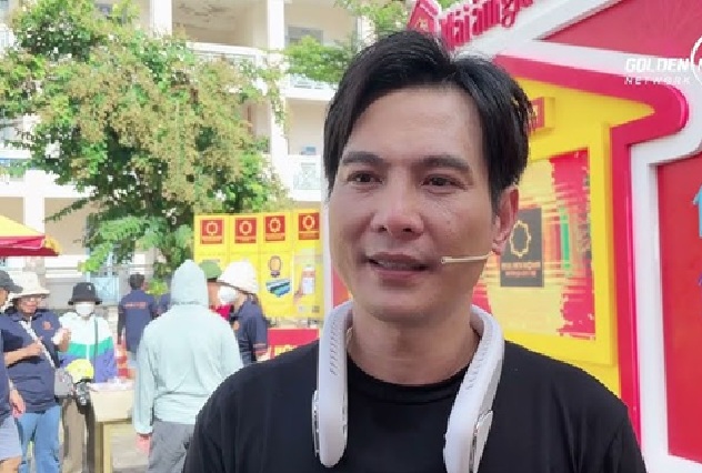 Lâm Hùng gặp sự cố: "Không sao, có máu là có tiền"- Ảnh 1. Lâm Hùng gặp sự cố: "Không sao, có máu là có tiền"- Ảnh 1.