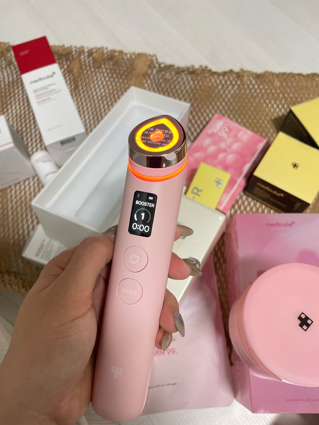 Tuyệt chiêu "bảo toàn collagen" của người phụ nữ 45 tuổi khiến gái 20 cũng phải ghen tị- Ảnh 5.