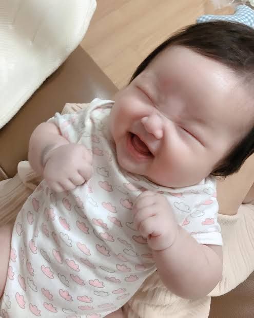 Gợi ý những cái tên đặt cho con gắn liền với MÙA HẠ vừa rực rỡ vừa tràn đầy sức sống- Ảnh 2.