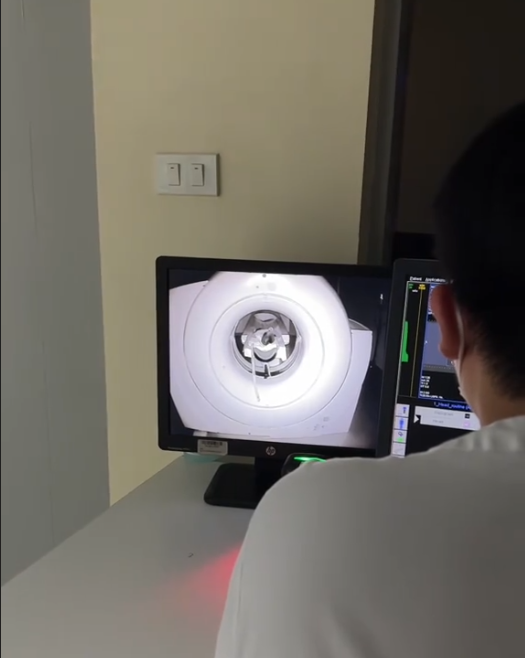 Người mẹ lên tiếng cảnh báo sau khi con bị ngã vỡ xương chẩm: Nguyên nhân đến từ thứ nhà nào cũng sắm cho con- Ảnh 3.