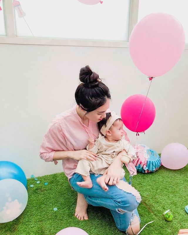 Bố mẹ nên trả lời thế nào khi bé hỏi con SINH RA từ đâu?- Ảnh 3. Bố mẹ nên trả lời thế nào khi bé hỏi con SINH RA từ đâu?- Ảnh 3.