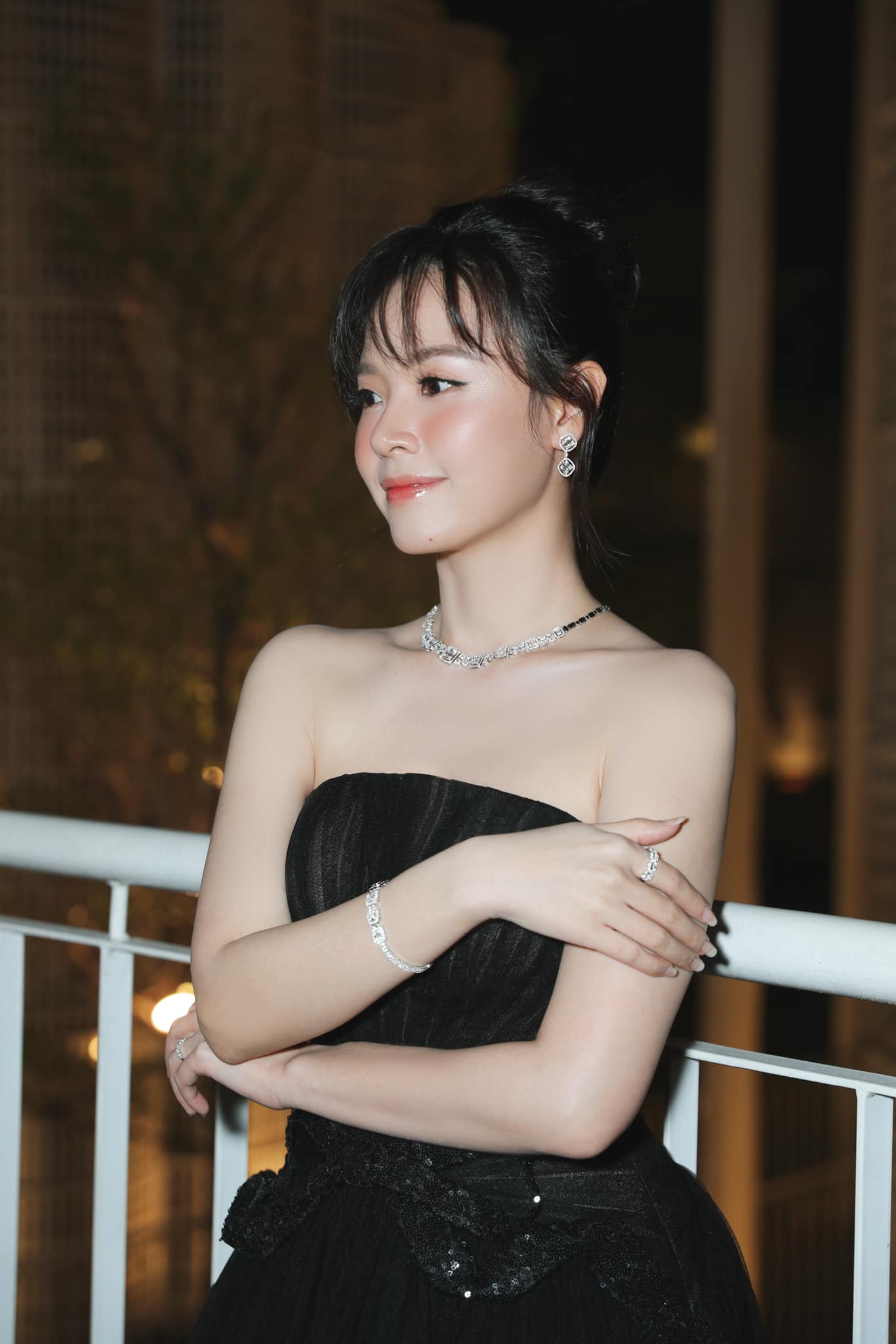 Không phải thẩm mỹ hay ăn uống và tập luyện, đây mới là điều Midu thấy giúp mình trẻ lâu: Đã duy trì suốt 10 năm qua!- Ảnh 8.