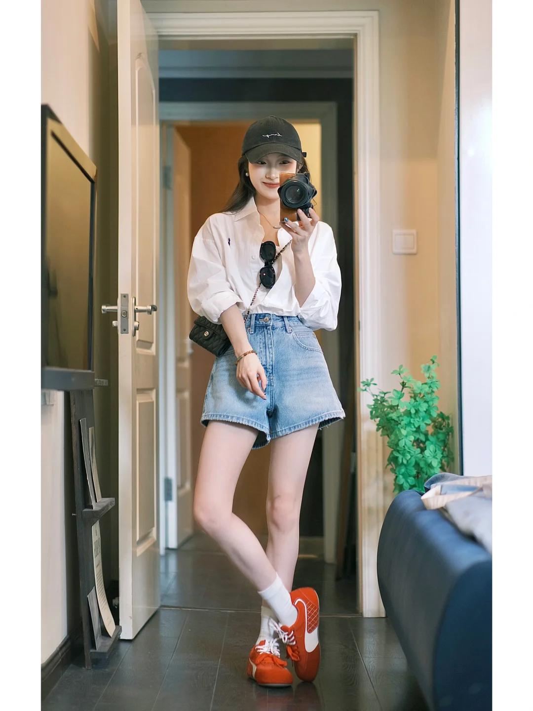 Từ quần ống rộng đến sơ mi: Công thức mặc đẹp cho mọi dáng người- Ảnh 7. Từ quần ống rộng đến sơ mi: Công thức mặc đẹp link bong da truc tiep mọi dáng người- Ảnh 7.
