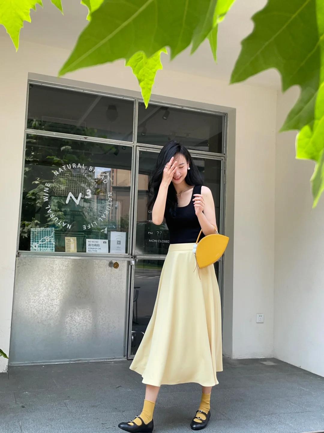 Phụ nữ 30+ cứ diện váy theo 4 cách này, bảo đảm vừa gọn dáng vừa sang trọng- Ảnh 8. Phụ nữ 30+ cứ diện váy theo 4 cách này, bảo đảm vừa gọn dáng vừa sang trọng- Ảnh 8.