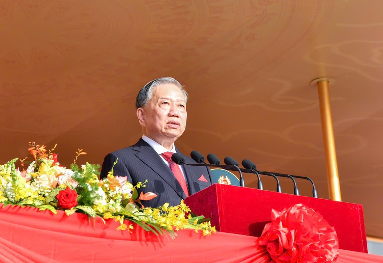 TỔNG THUẬT: Kỷ niệm trọng thể 80 năm Quốc khánh nước Cộng hòa XHCN Việt Nam- Ảnh 11. TỔNG THUẬT: Kỷ niệm trọng thể 80 năm Quốc khánh nước Cộng hòa XHCN Việt Nam- Ảnh 11.