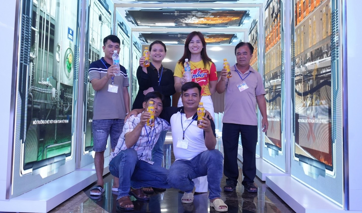 Cả nhà cùng đi hơn 300km để tận tay nhận giải thưởng 50 triệu đồng từ Number 1- Ảnh 4. Cả nhà cùng đi hơn 300km để tận tay nhận giải thưởng 50 triệu đồng từ Number 1- Ảnh 4.