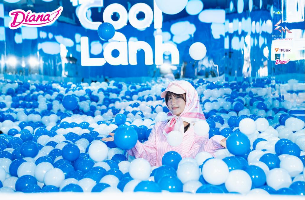 Diana c&ugrave;ng Em Xinh &ldquo;Say Hi&rdquo;: Khi "L&agrave; con g&aacute;i thật tuyệt" chạm đến đỉnh cao mới qua &acirc;m nhạc- Ảnh 9.