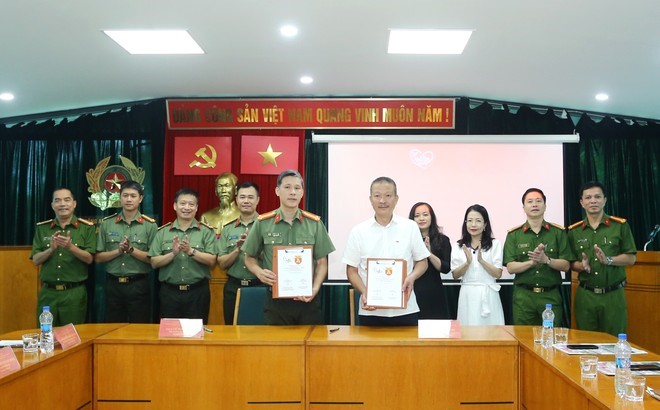 Tân Hiệp Phát tiếp tục thực hiện chương trình “Cùng em vững bước tương lai” trị giá hơn 9 tỷ đồng tại Thành phố Hồ Chí Minh- Ảnh 7.