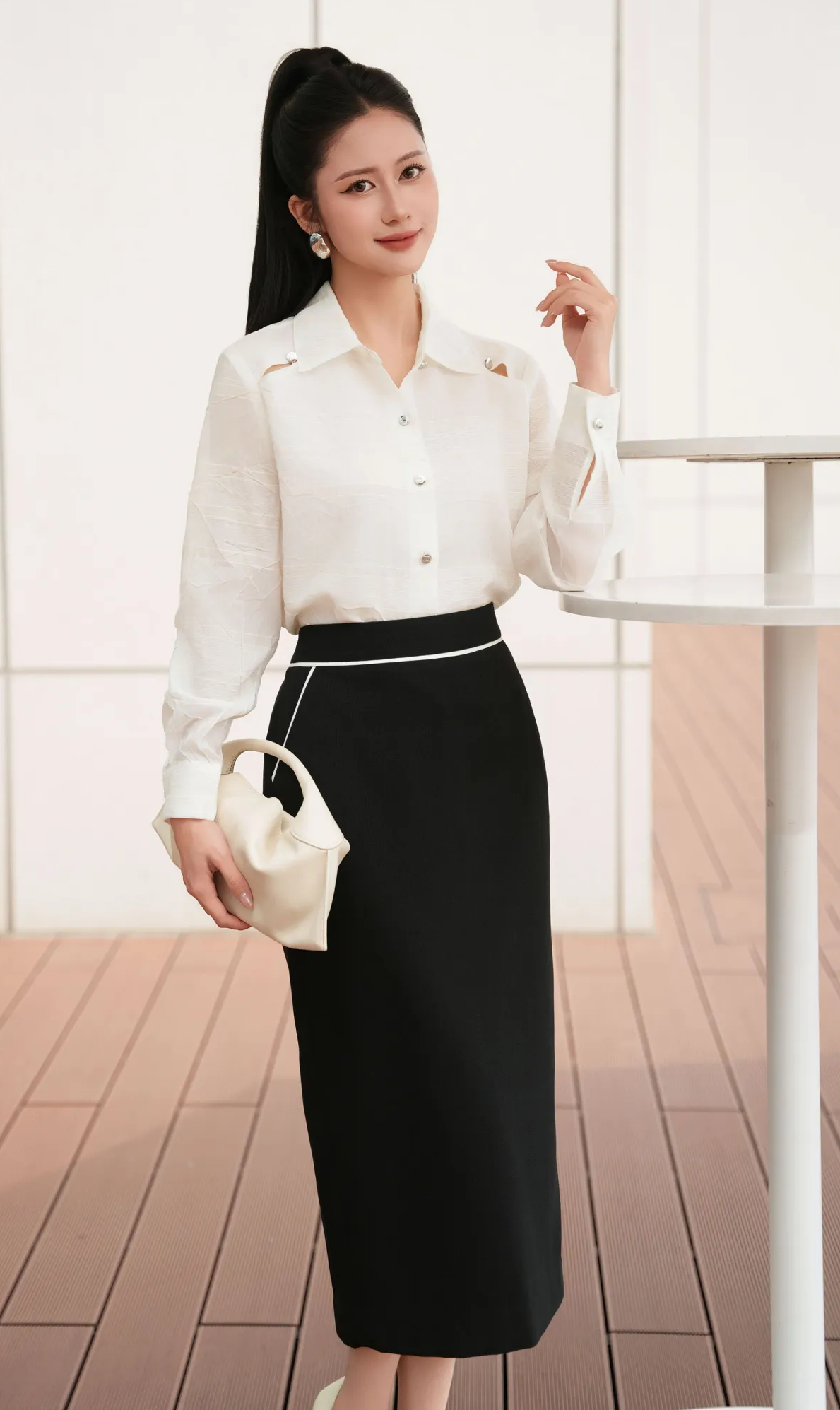 Là dâu hào môn nhưng HH Đặng Thu Thảo rất chăm diện lại đồ cũ- Ảnh 11.