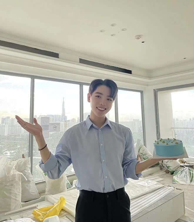 Khối tài sản của Đức Phúc ra sao mà được khen "giàu nhất gia đình Hoa dâm bụt"?- Ảnh 3. Khối tài sản của Đức Phúc ra sao mà được khen "giàu nhất gia đình Hoa dâm bụt"?- Ảnh 3.