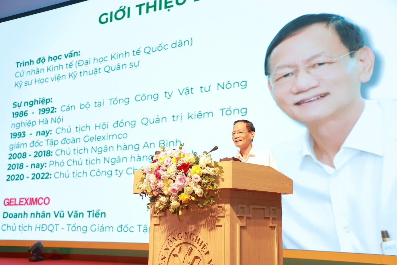 Tọa đàm “Nông nghiệp Việt Nam trong kỷ nguyên mới và khởi nghiệp đổi mới sáng tạo trong sinh viên”- Ảnh 3. Tọa đàm “Nông nghiệp Việt Nam trong kỷ nguyên mới và khởi nghiệp đổi mới sáng tạo trong sinh viên”- Ảnh 3.