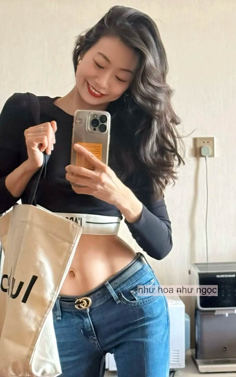 5 năm kiên trì chống lão hóa, tôi giữ được làn da và mái tóc khiến ai cũng ngỡ ngàng- Ảnh 8. 5 năm kiên trì chống lão hóa, tôi giữ được làn da và mái tóc khiến ai cũng ngỡ ngàng- Ảnh 8.