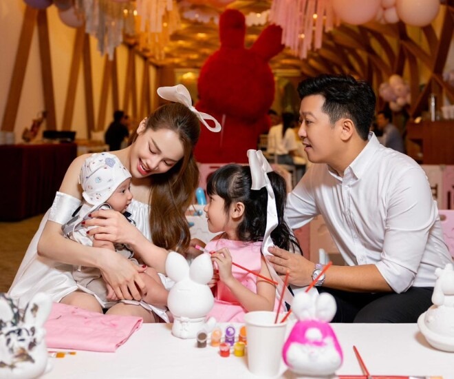 Nhã Phương xác nhận mang thai lần 3 đúng kỷ niệm 7 năm ngày cưới- Ảnh 11. Nhã Phương xác nhận mang thai lần 3 đúng kỷ niệm 7 năm ngày cưới- Ảnh 11.